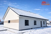 Novostavba 5+kk (125 m2) v Dříteči s terasou 40 m2, pozemkem 700 m2 a energetickou třídou A, cena 11990000 CZK / objekt, nabízí 