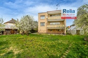 Prostorný RD s garáží v klidné části obce Břehy, 952 m2, cena 6990000 CZK / objekt, nabízí